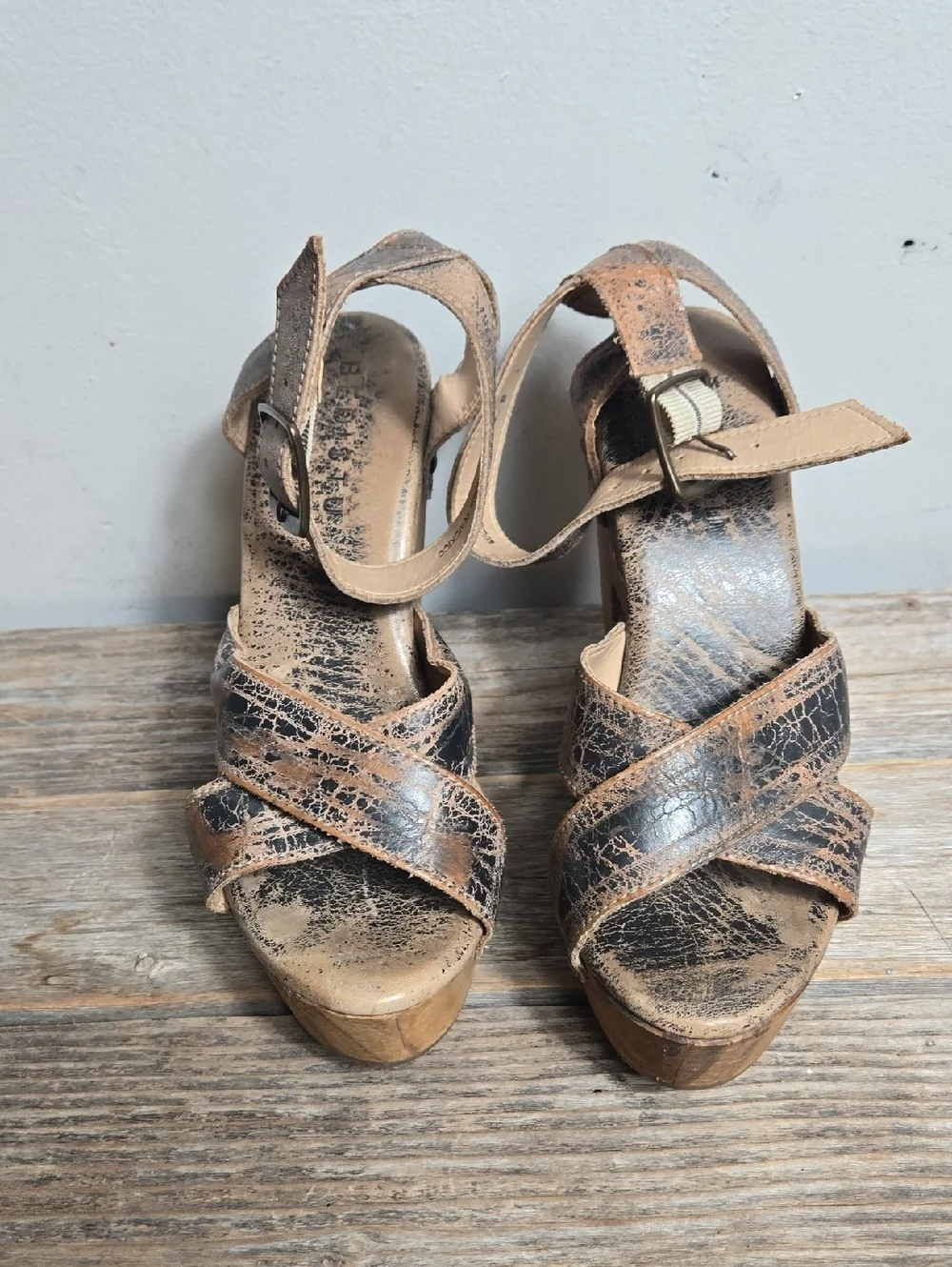 Bed Stu Distressed Vintage-Inspired Brown Platform Boho  Sandal with Wood Heel